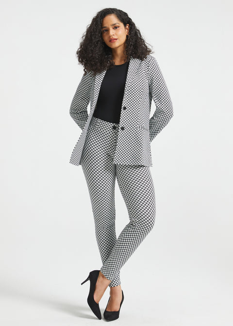 Full-length woman wearing the Black Ivory Catstooth Classic Blazer with matching slim pants and black heels
