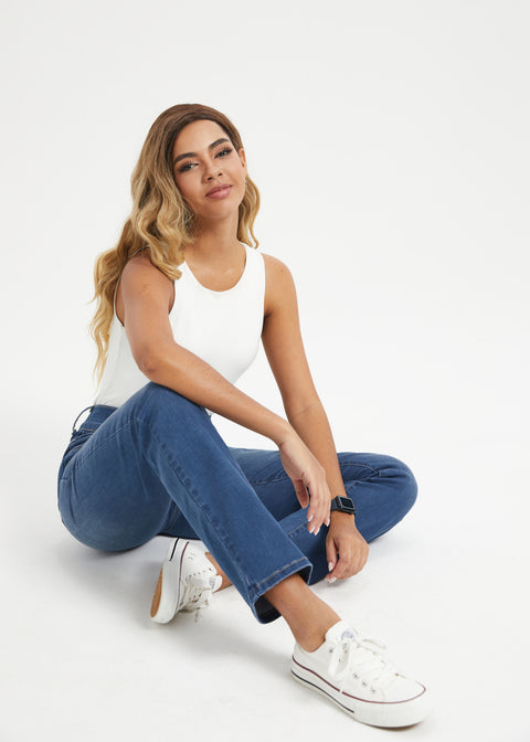 Signature Mid-Rise Denim | Straight (Alamo Wash)