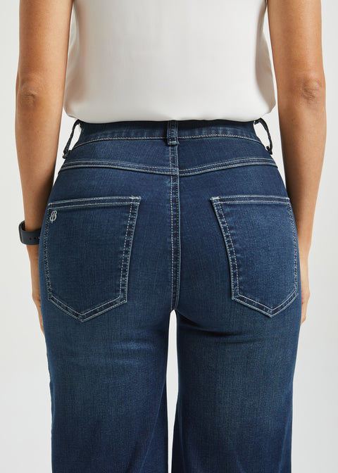 Signature Mid-Rise Denim | Wide (Roma Wash)