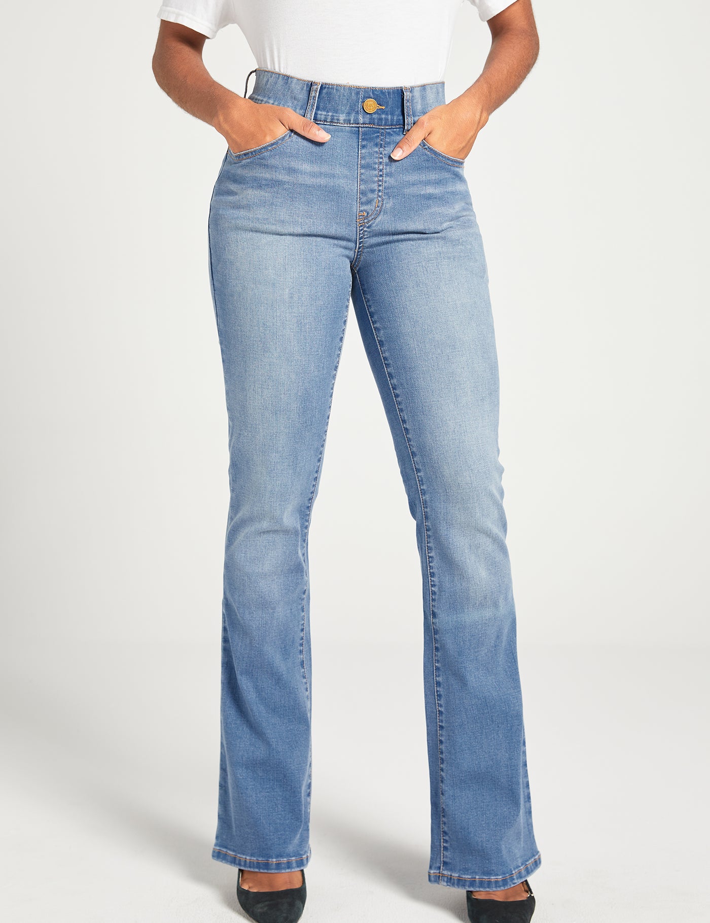 Signature Mid-Rise Denim | Bootcut (Sonora Wash)