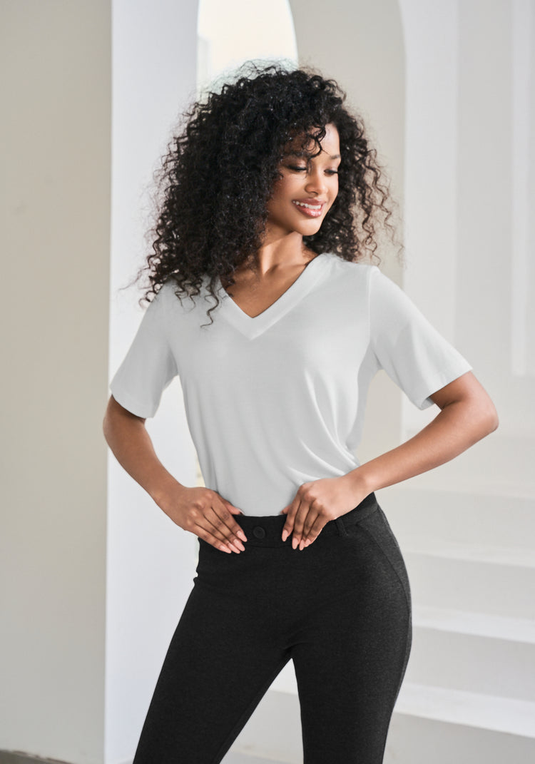 Essential V-Neck Short Sleeve (White)